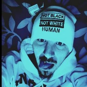 Meet your Posher, Tony